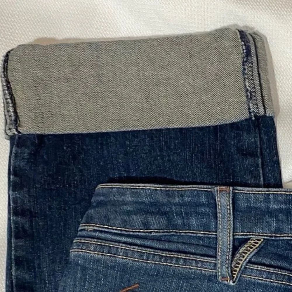 Button Fly Distressed Large Cuff Cropped Jeans - Picture 6 of 7